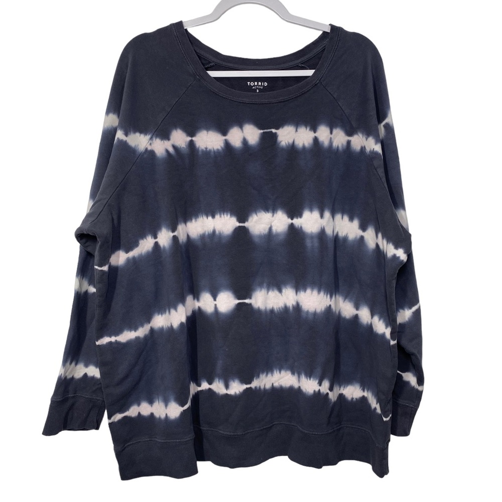 Torrid Everyday Fleece Long sleeve Active sweatshirt - Picture 2 of 10